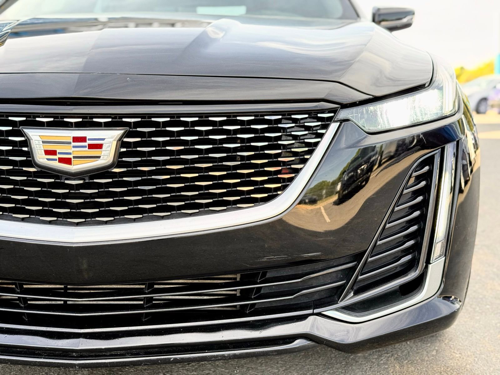 Used 2023 Cadillac CT5 Luxury RWD image 7