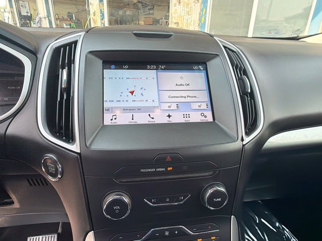 Used 2016 Ford Edge SEL w/ Equipment Group 201A AWD/4WD image 24