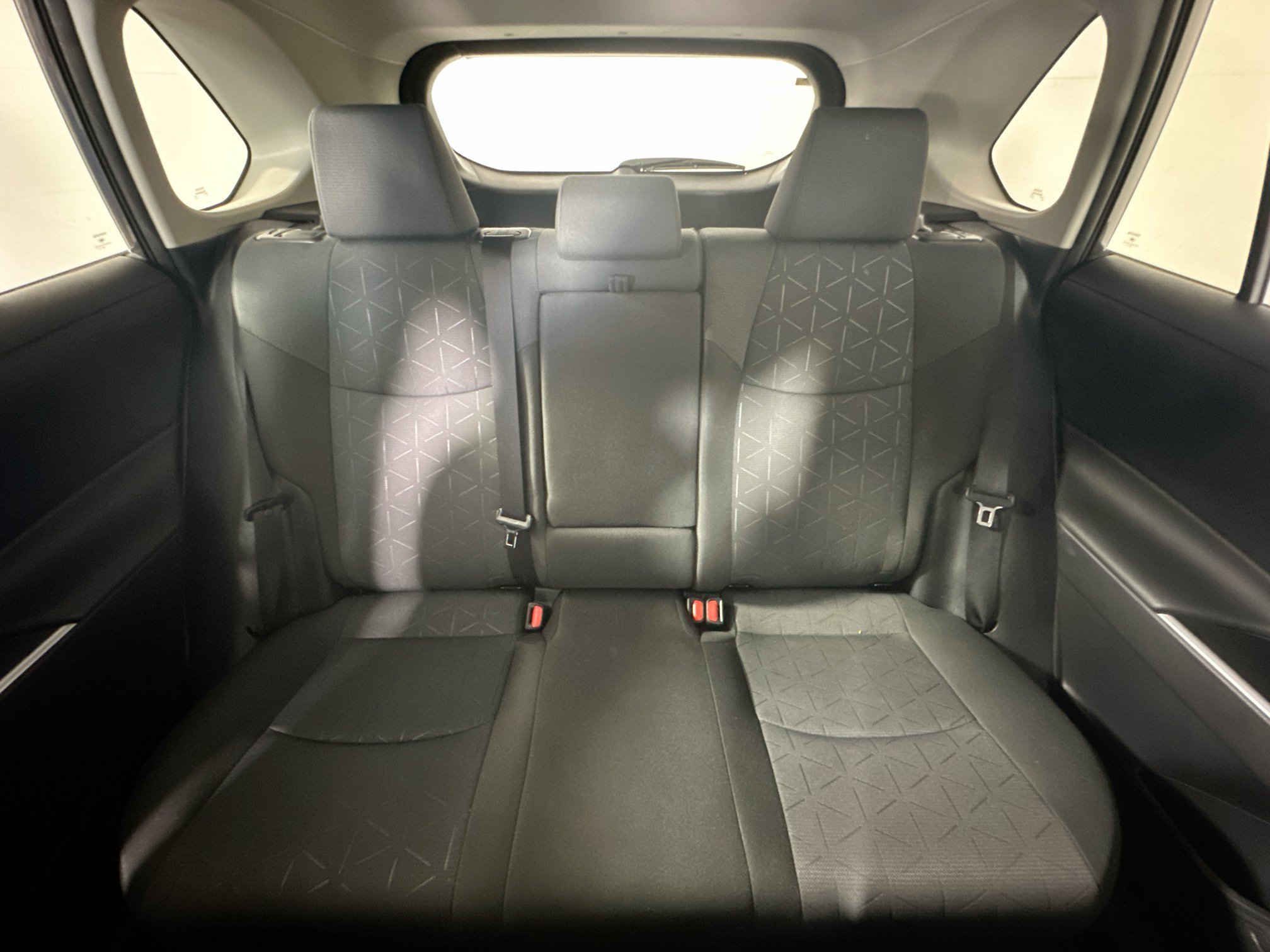 Certified 2025 Toyota RAV4 XLE w/ Convenience Package FWD image 30