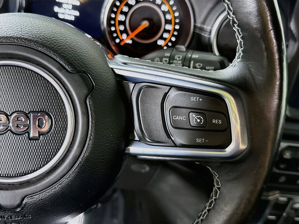 Used 2020 Jeep Wrangler Unlimited Sahara AWD/4WD image 23