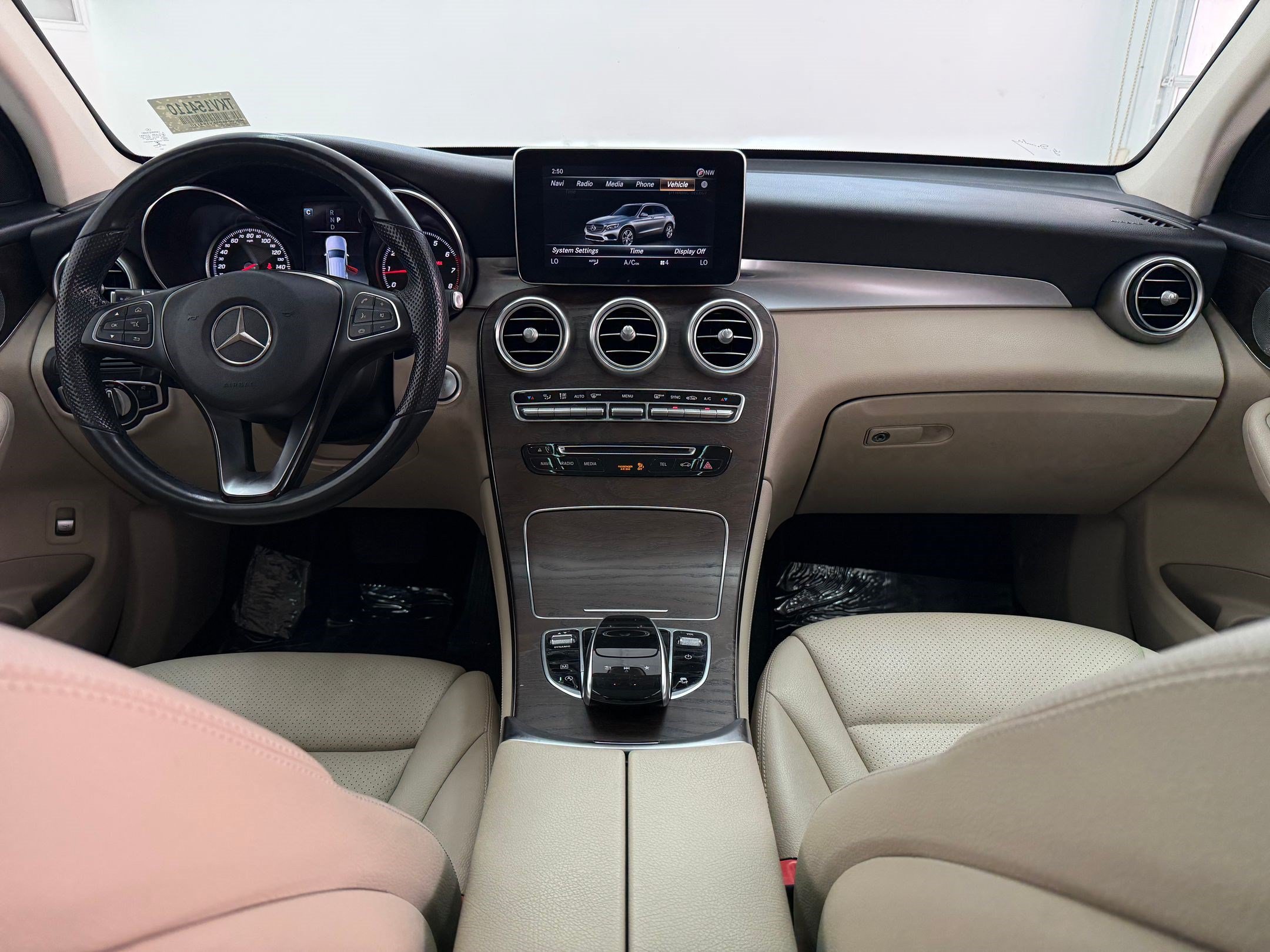 Used 2019 Mercedes-Benz GLC 300 4MATIC image 12