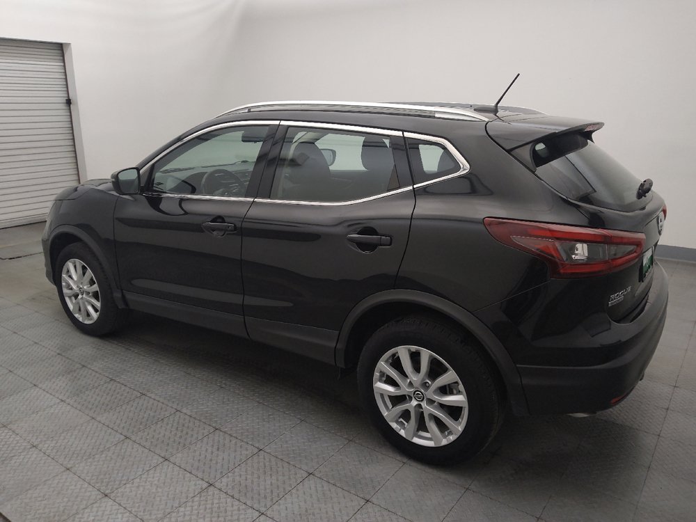 Used 2022 Nissan Rogue Sport SV FWD image 3