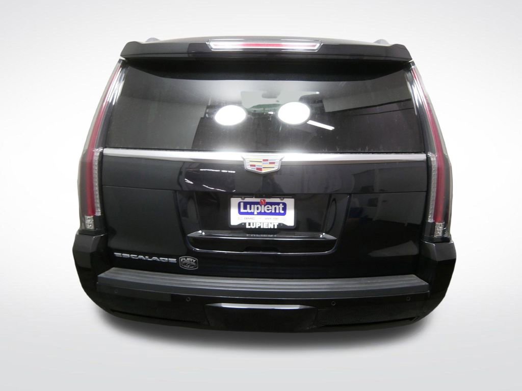 Used 2018 Cadillac Escalade ESV Luxury AWD/4WD image 5