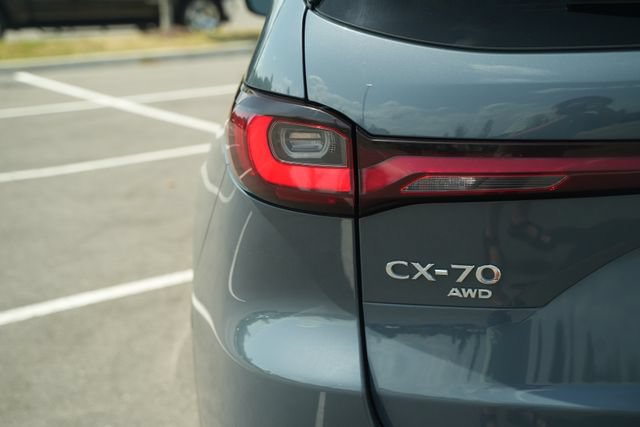 Used 2025 MAZDA CX-70 3.3 Turbo w/ Preferred Package AWD/4WD image 44