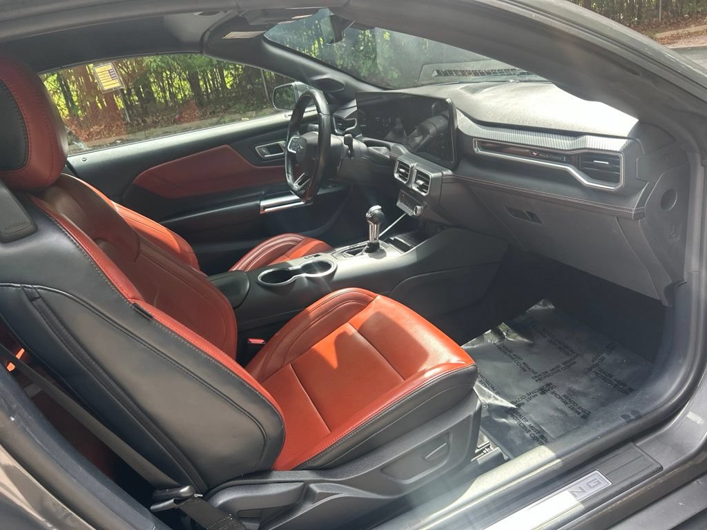 Used 2024 Ford Mustang Premium RWD image 28