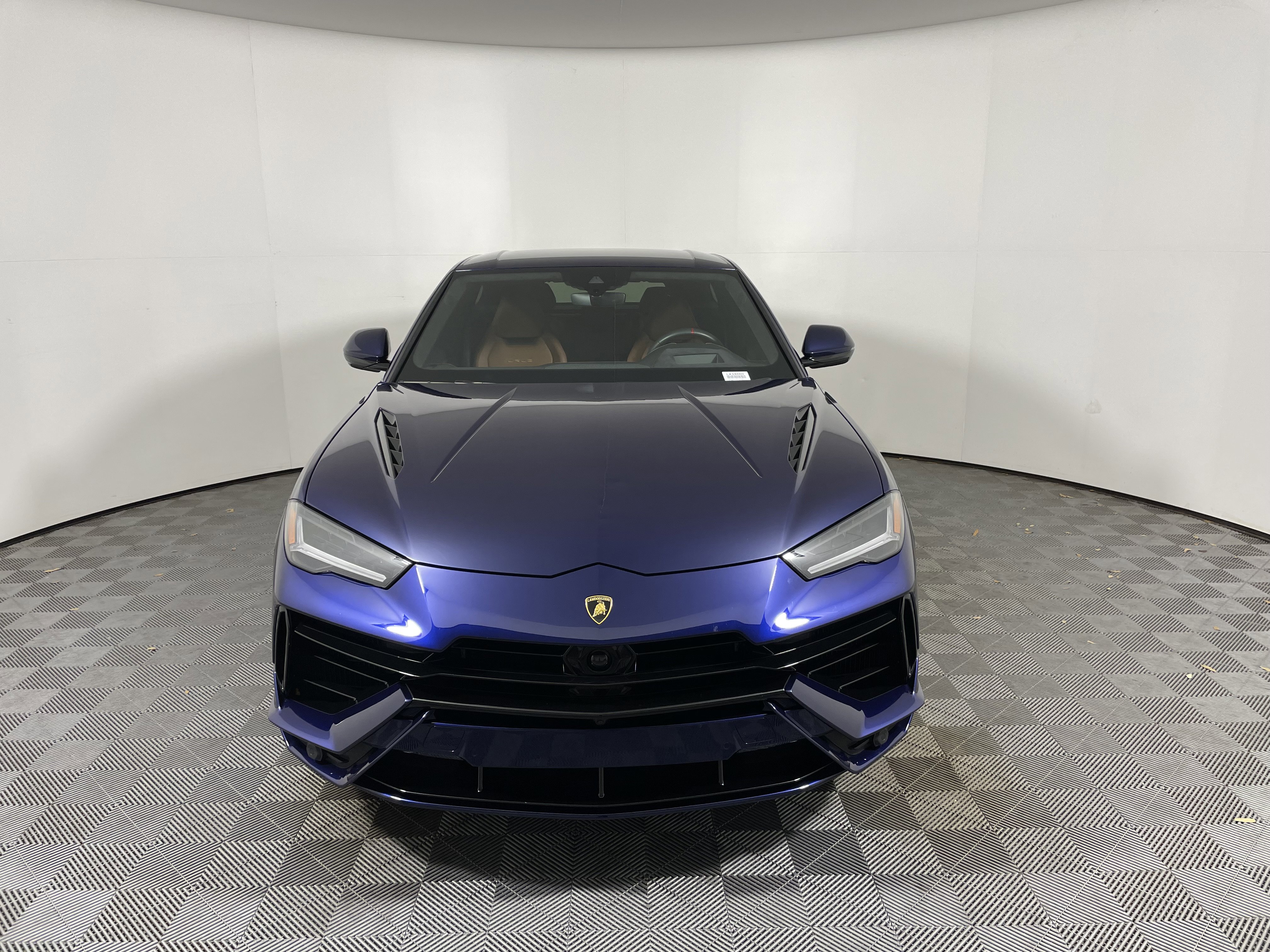 Used 2024 Lamborghini Urus S image 8