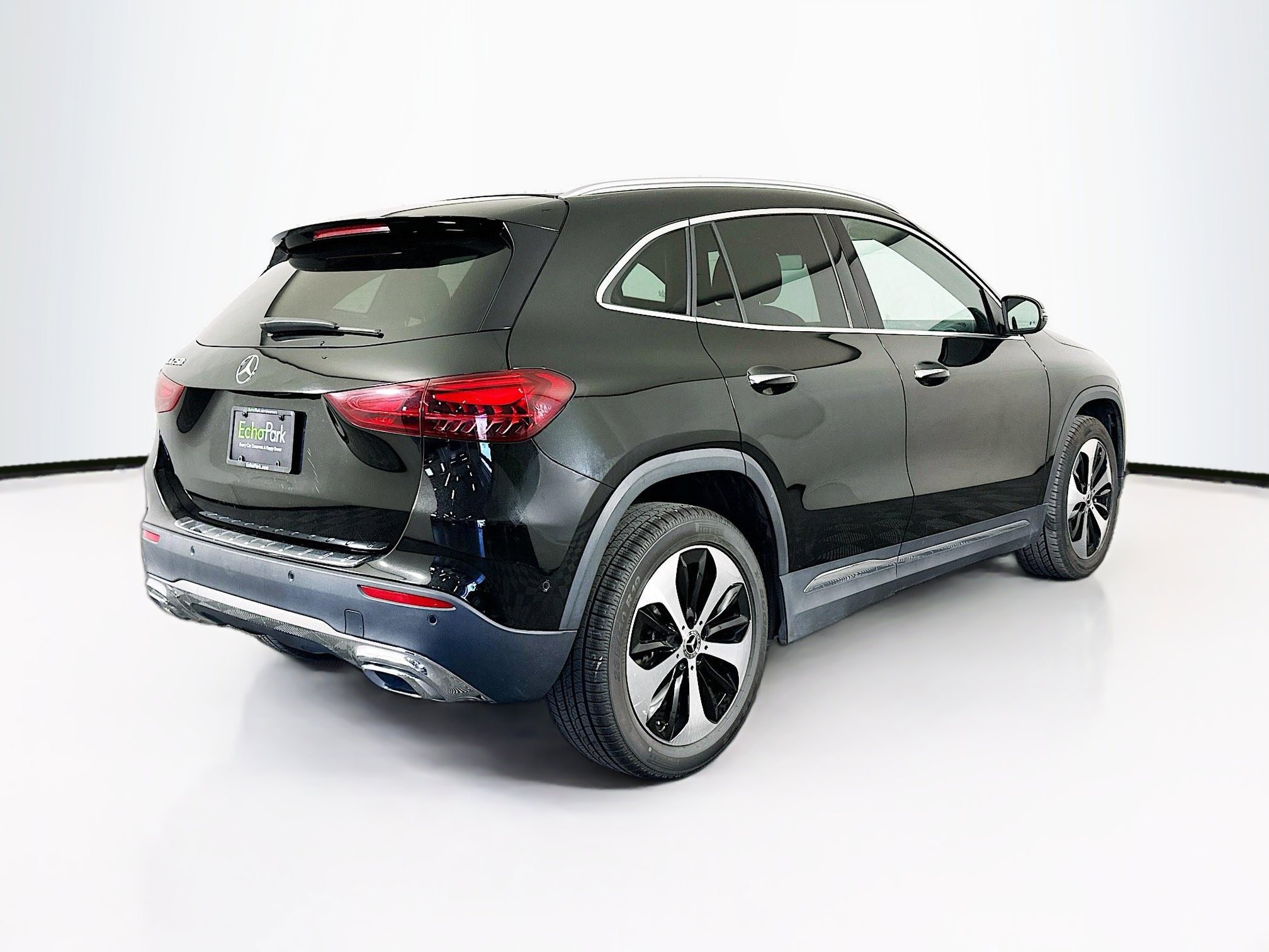 Used 2025 Mercedes-Benz GLA 250 image 9