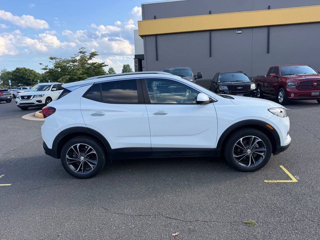 Used 2020 Buick Encore GX Select w/ Advanced Technology Package FWD image 5