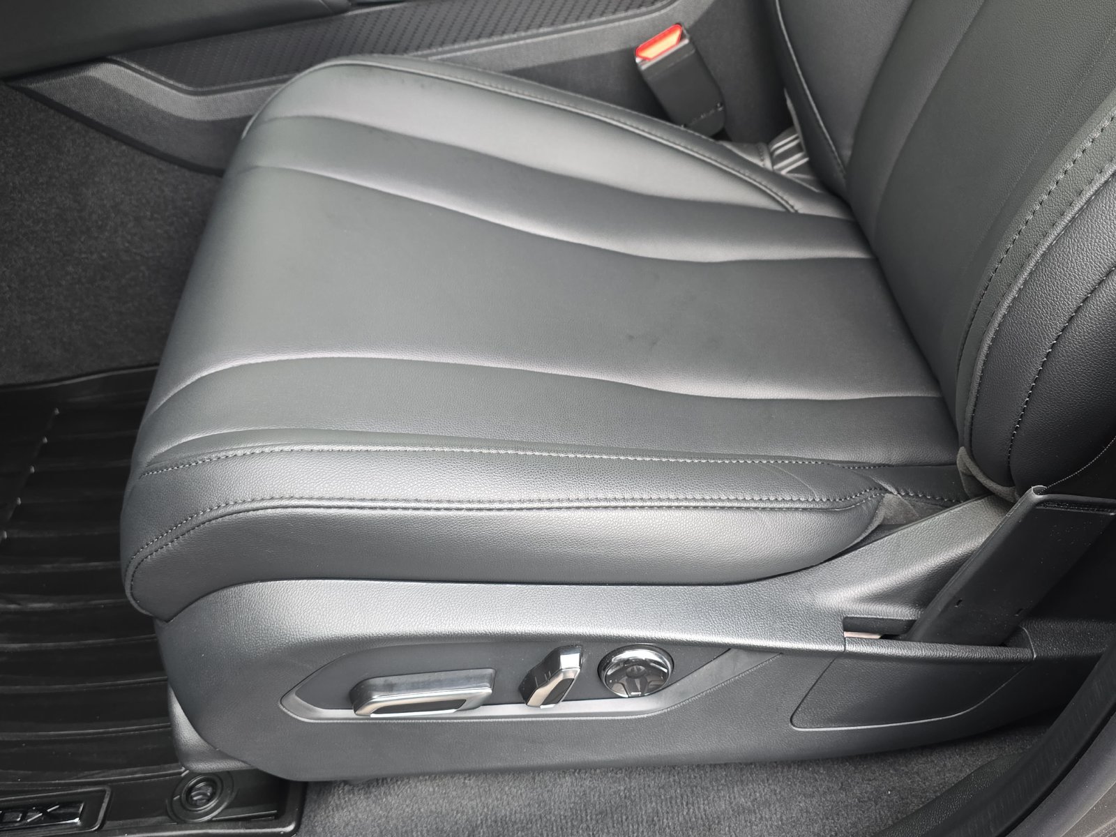 Used 2024 Acura MDX SH-AWD image 30