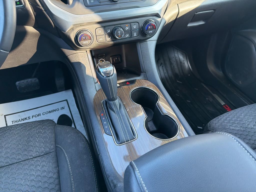 Used 2018 GMC Acadia SLE image 16