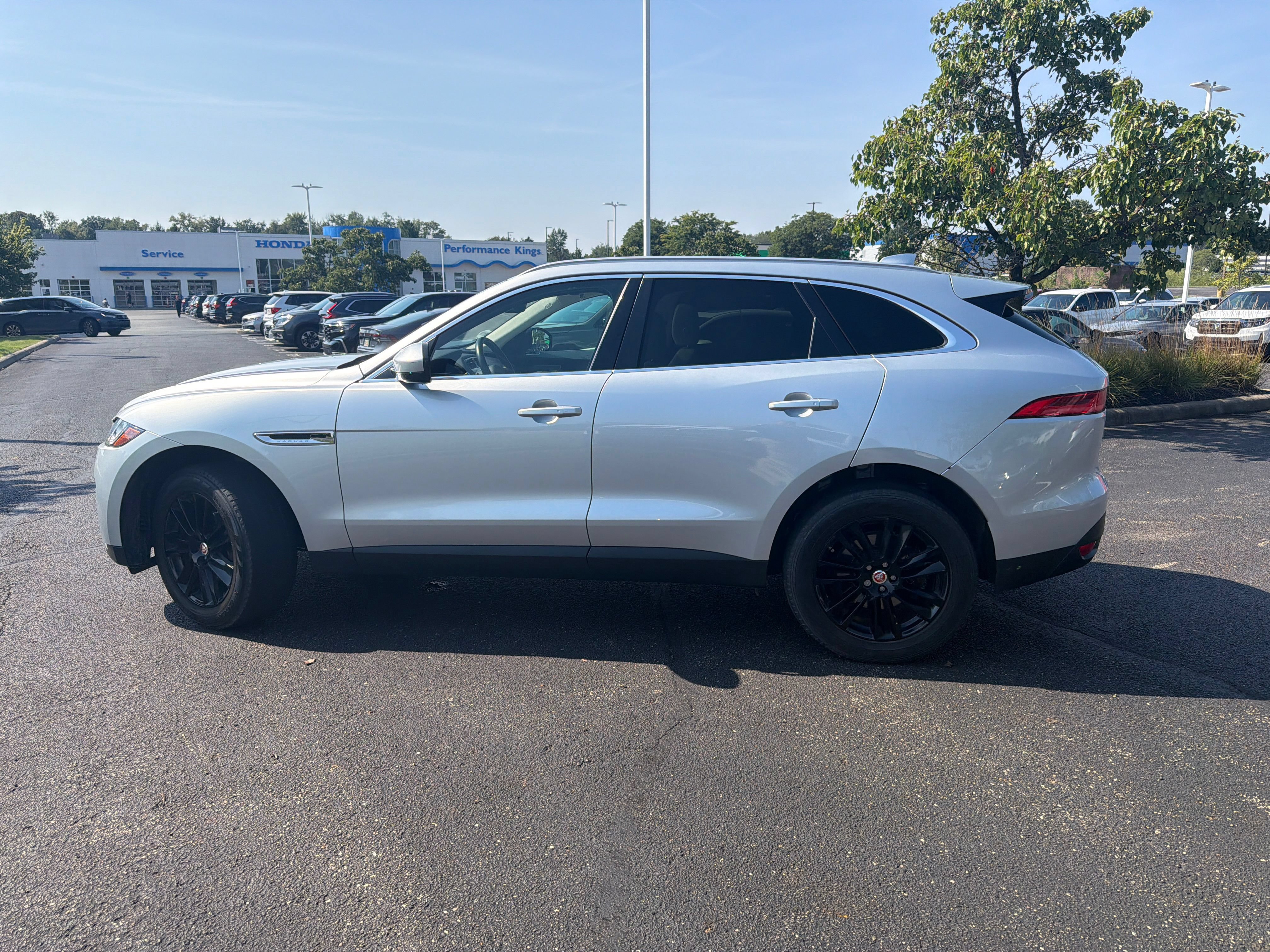 Used 2019 Jaguar F-PACE Prestige AWD/4WD image 13
