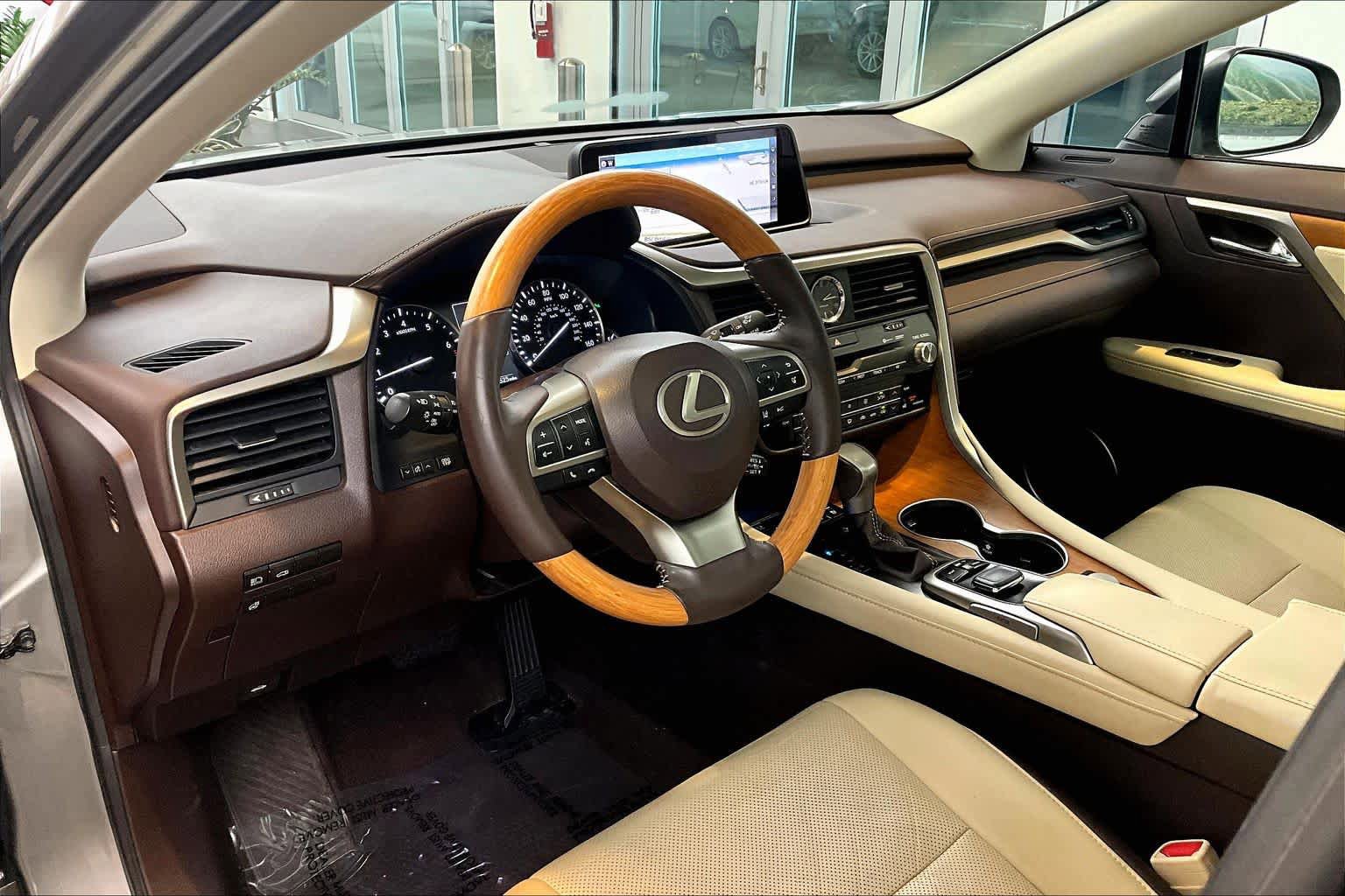 Used 2017 Lexus RX 350 FWD w/ Premium Package image 17
