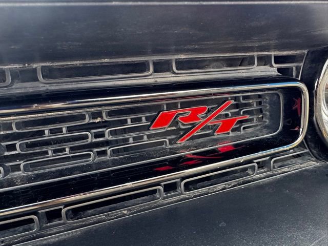 Used 2017 Dodge Challenger R/T RWD image 7