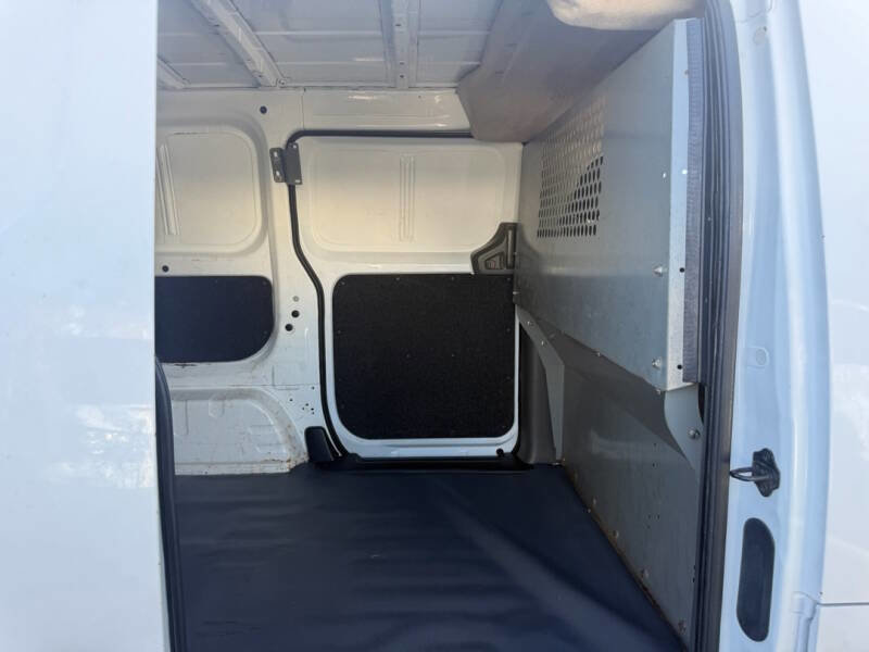 Used 2015 Nissan NV200 S image 10