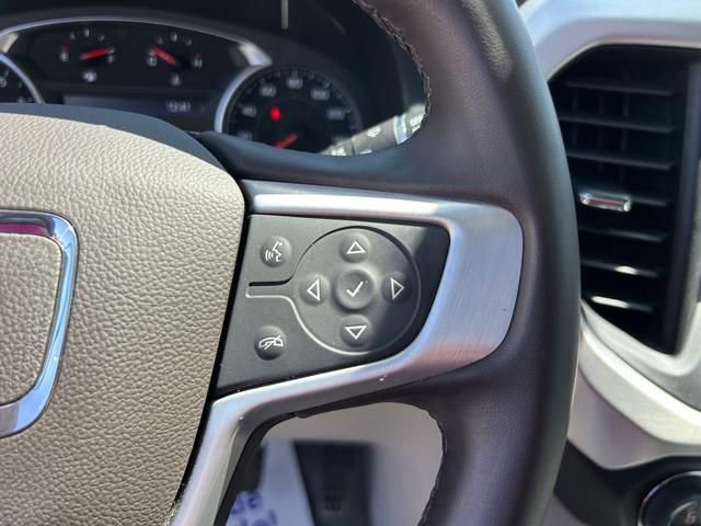 Used 2023 GMC Acadia SLT image 21