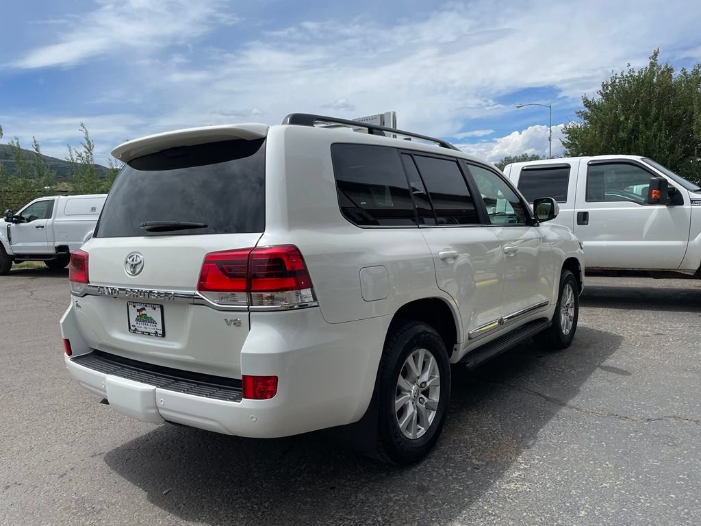 Used 2016 Toyota Land Cruiser AWD/4WD image 8