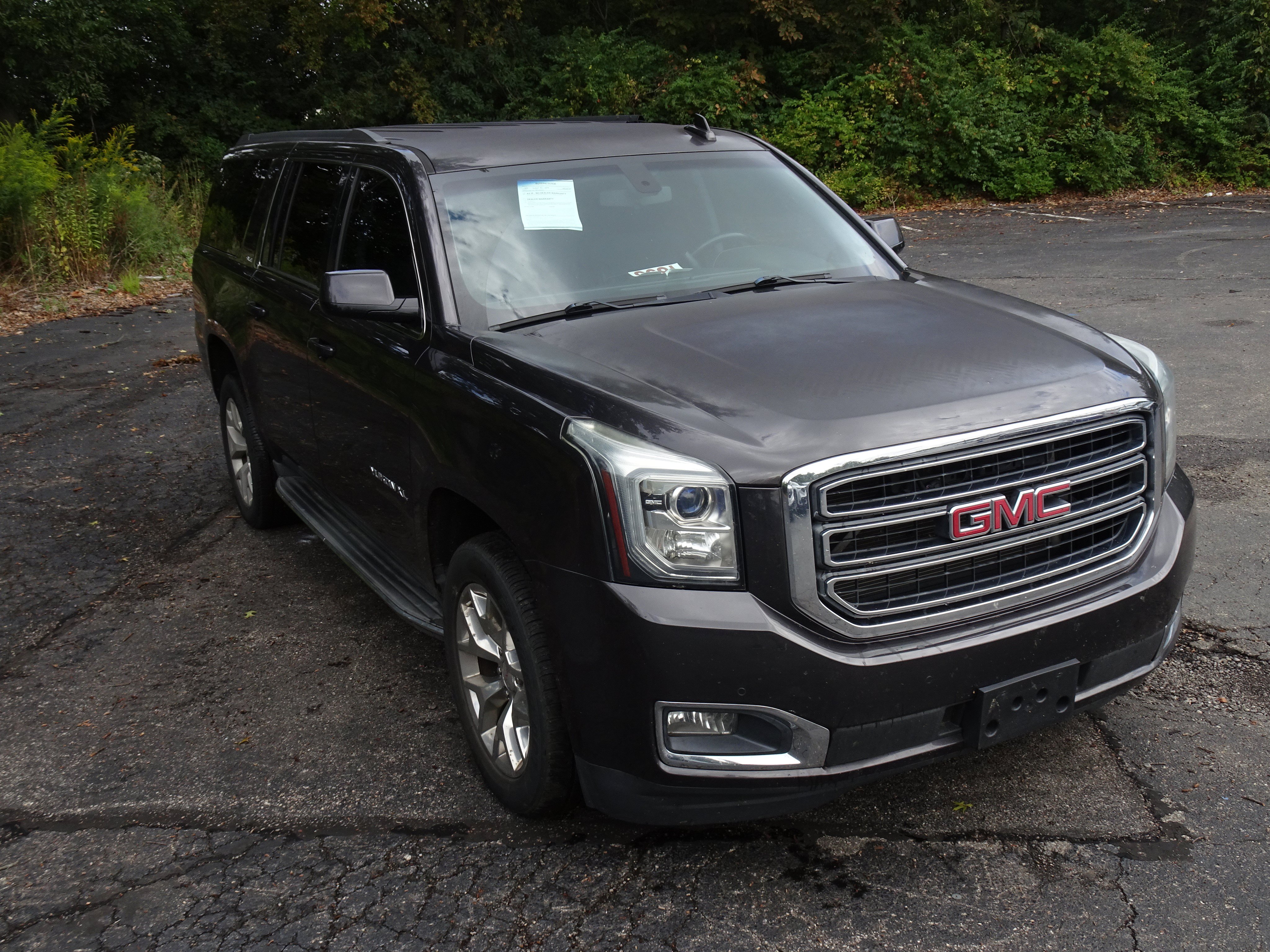 Used 2016 GMC Yukon XL SLE w/ HD Trailering Package AWD/4WD image 9
