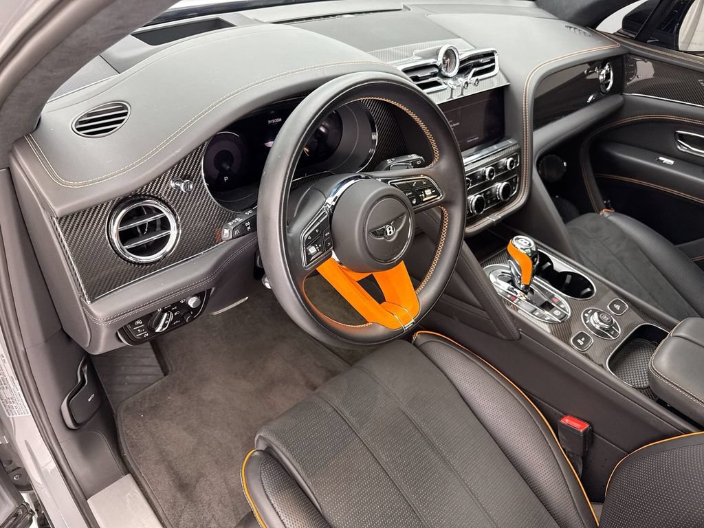 Certified 2023 Bentley Bentayga AWD/4WD image 9