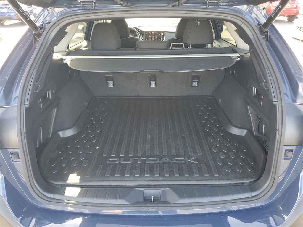 Certified 2023 Subaru Outback Premium image 8