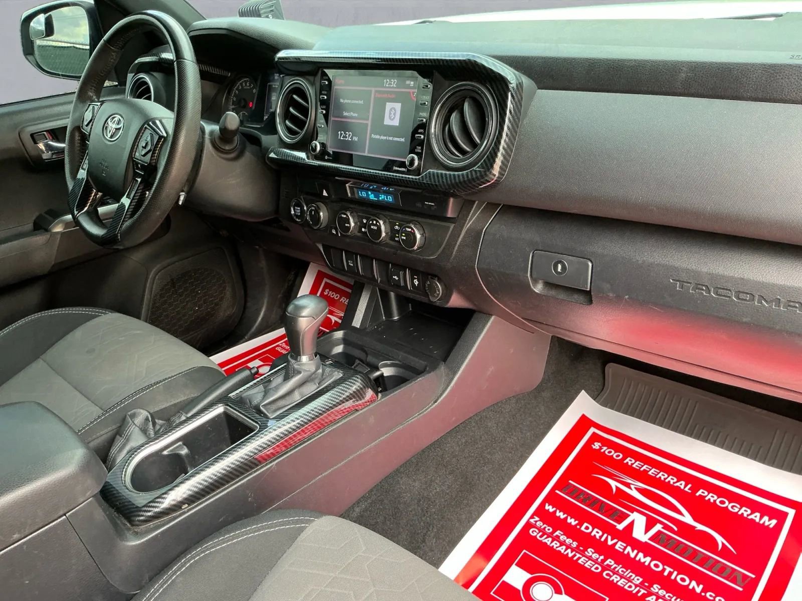 Used 2022 Toyota Tacoma TRD Off-Road image 21