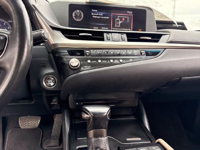 Used 2021 Lexus ES 350 w/ Accessory Package FWD image 18