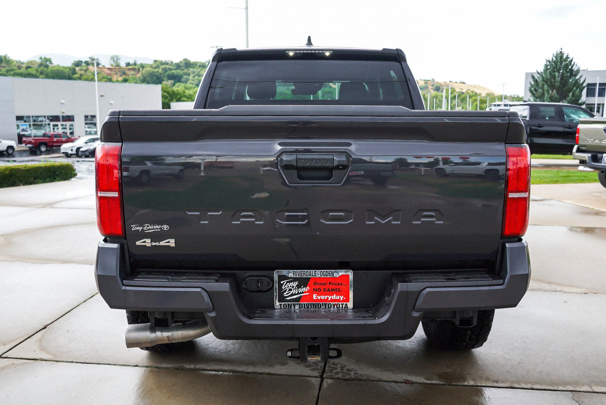 Certified 2025 Toyota Tacoma SR5 AWD/4WD image 7