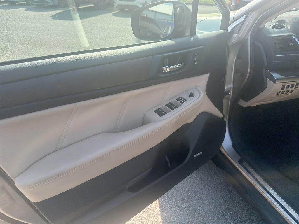 Used 2019 Subaru Outback 2.5i Limited image 22