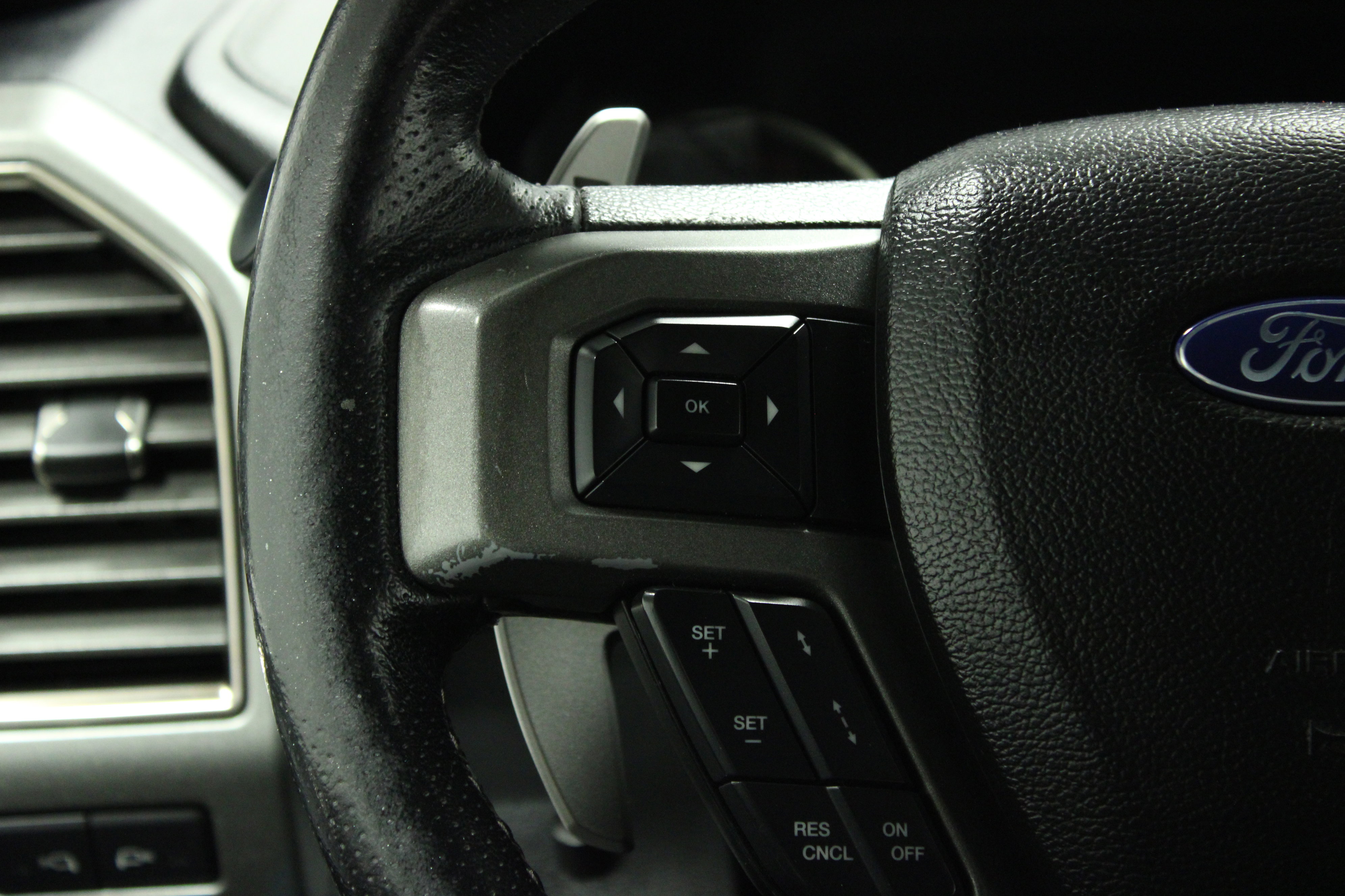 Used 2017 Ford F150 Raptor w/ Equipment Group 802A Luxury image 24