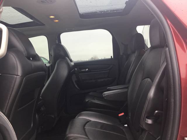 Used 2017 GMC Acadia Limited SLT AWD/4WD image 12