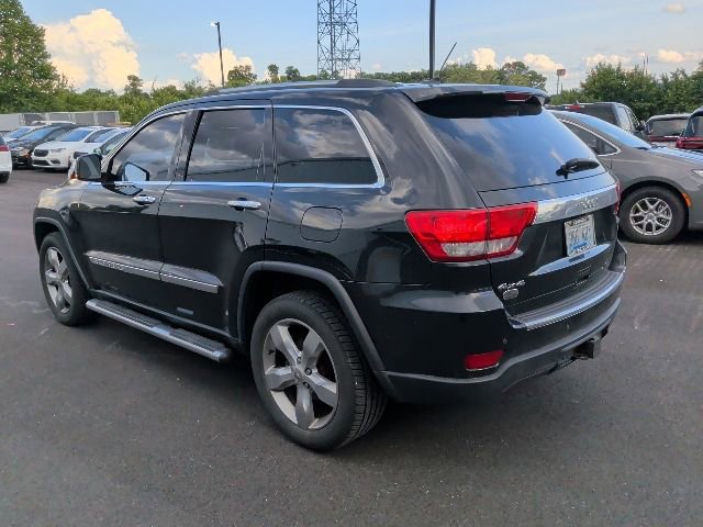 Used 2013 Jeep Grand Cherokee Overland w/ Advance Technology Group AWD/4WD image 4