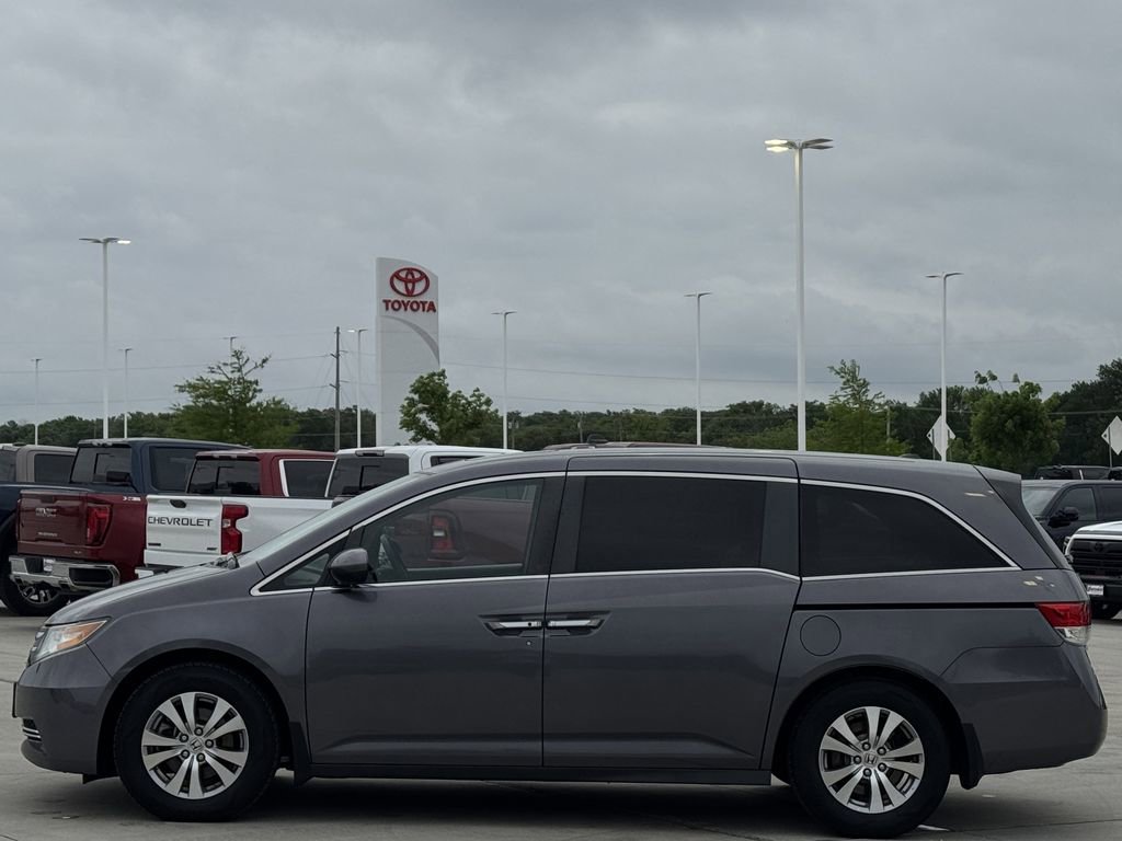 Used 2016 Honda Odyssey EX-L image 3
