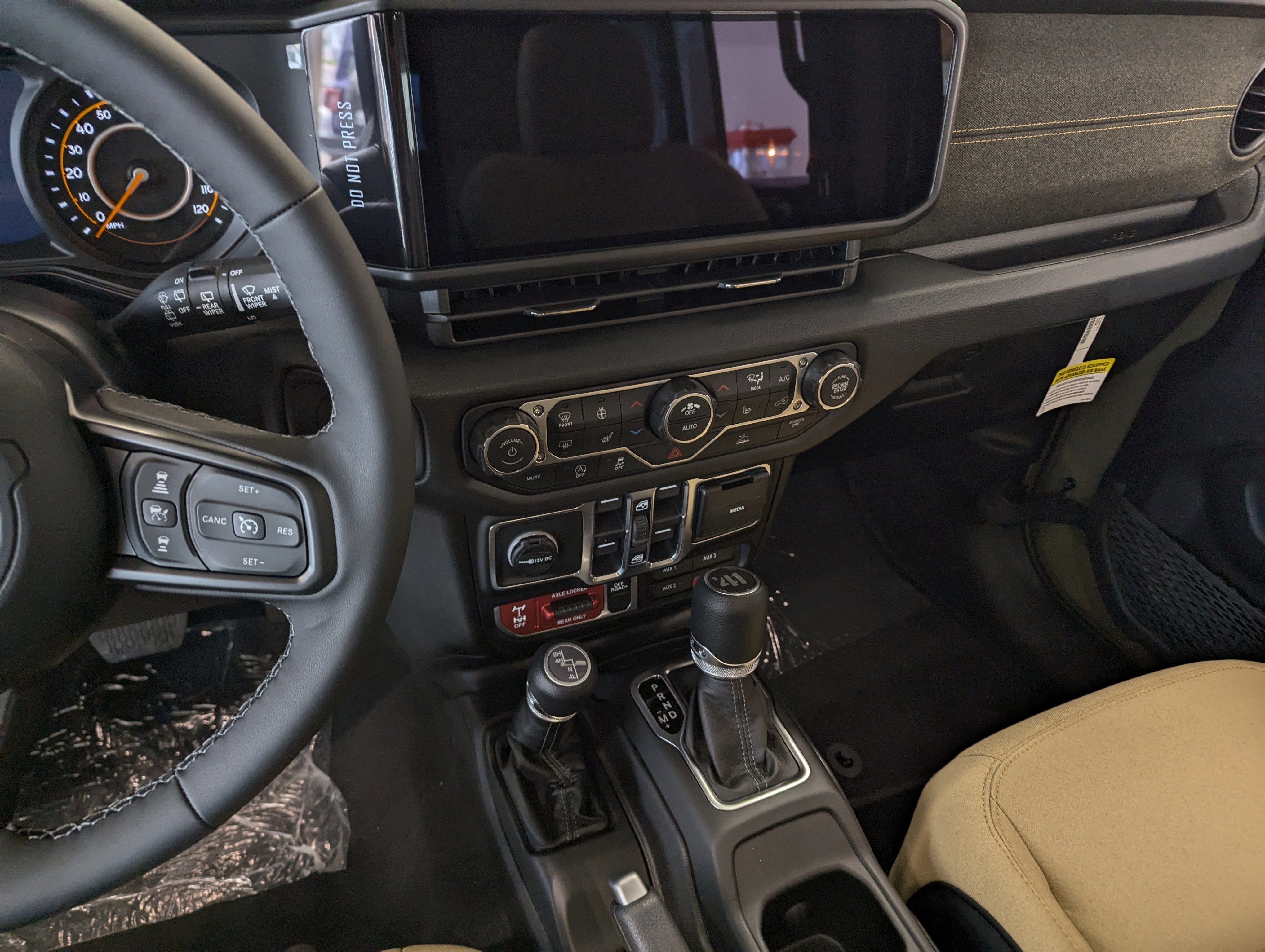 New 2026 Jeep Wrangler Unlimited Sport image 10