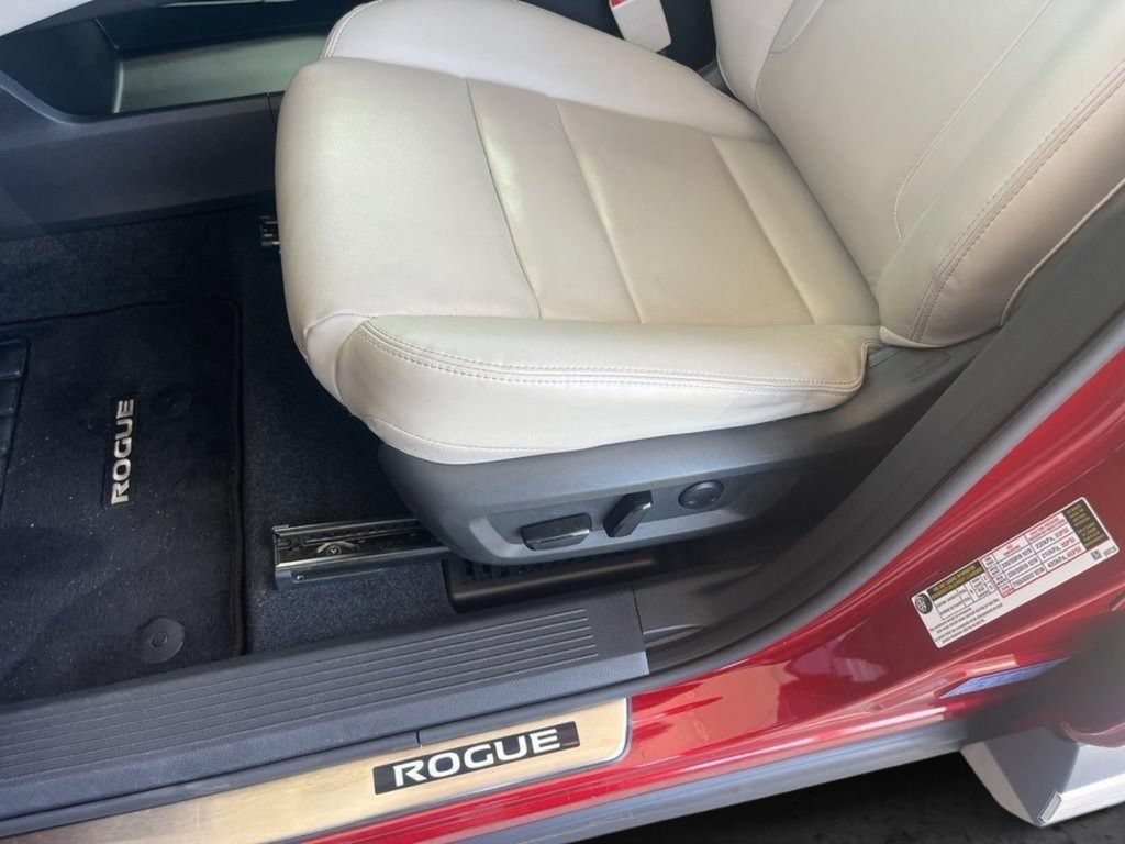 Used 2023 Nissan Rogue SL w/ SL Premium Package FWD image 8