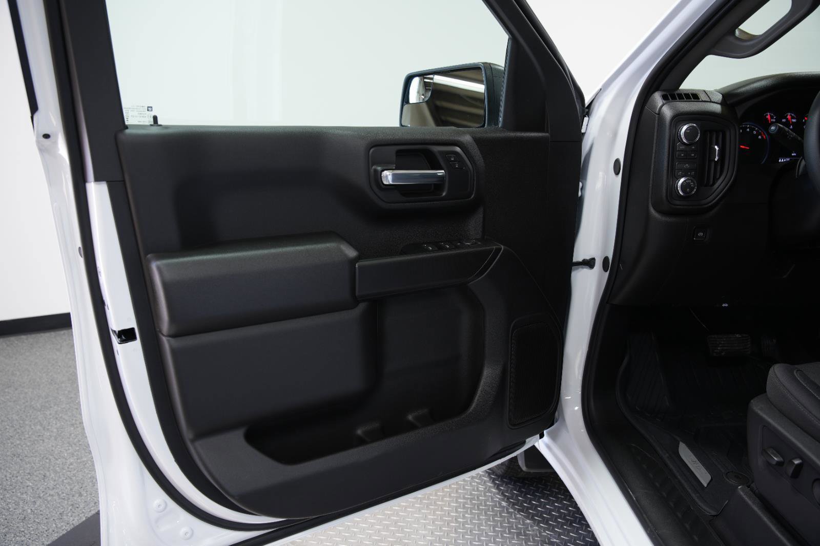 New 2026 GMC Sierra 1500 Pro w/ Graphite Edition image 22