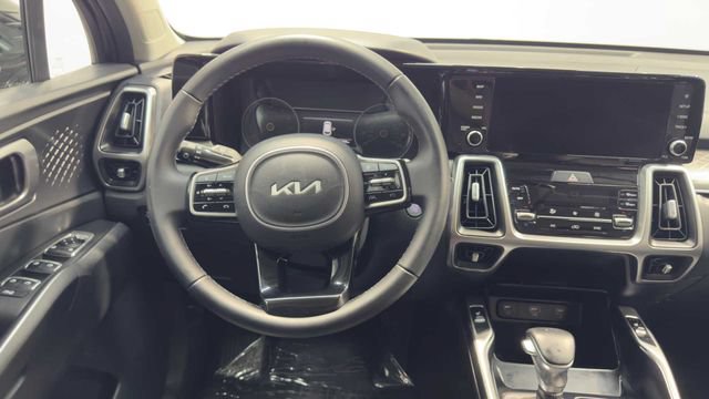 Used 2022 Kia Sorento S FWD image 21
