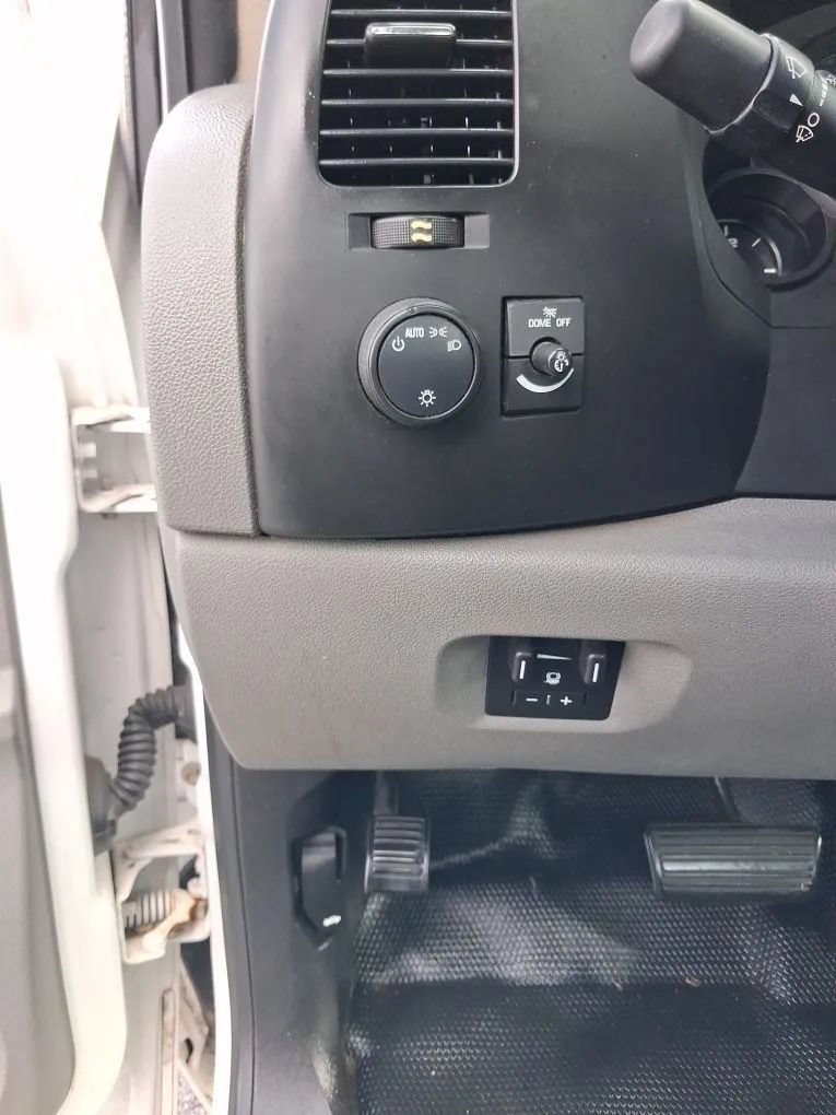 Used 2013 Chevrolet Silverado 1500 W/T AWD/4WD image 20