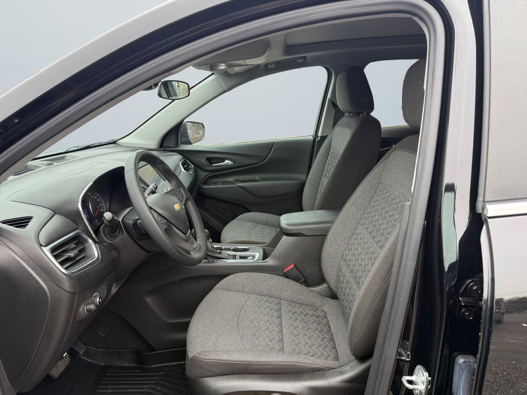 Used 2023 Chevrolet Equinox LT image 9