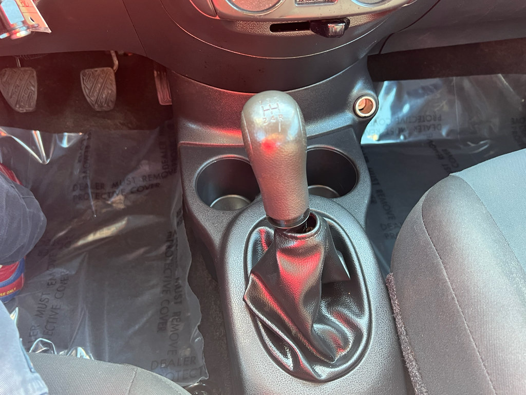 Used 2018 Nissan Versa S FWD image 18