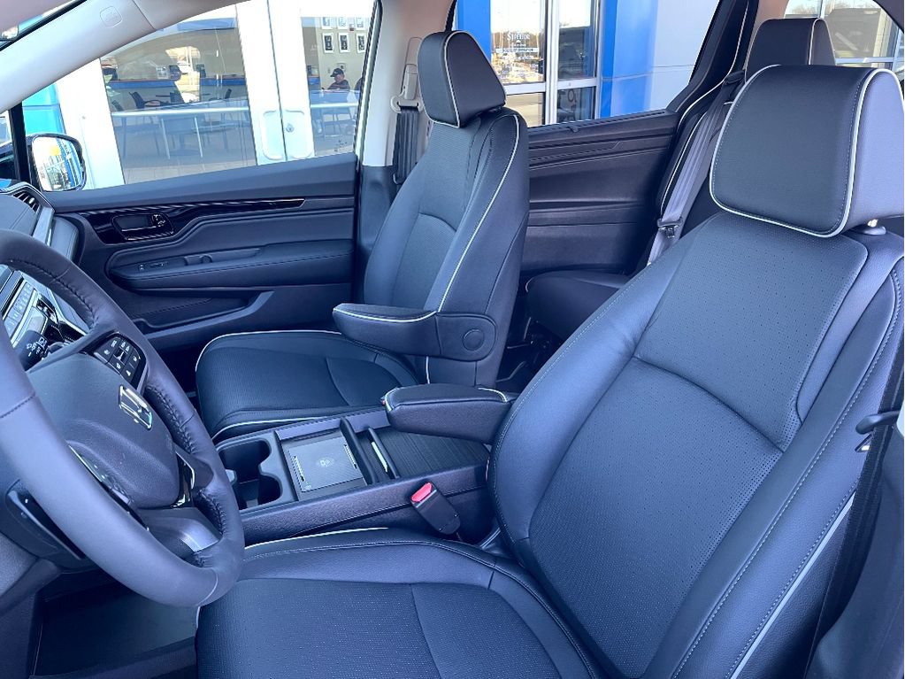 New 2026 Honda Odyssey Elite image 8