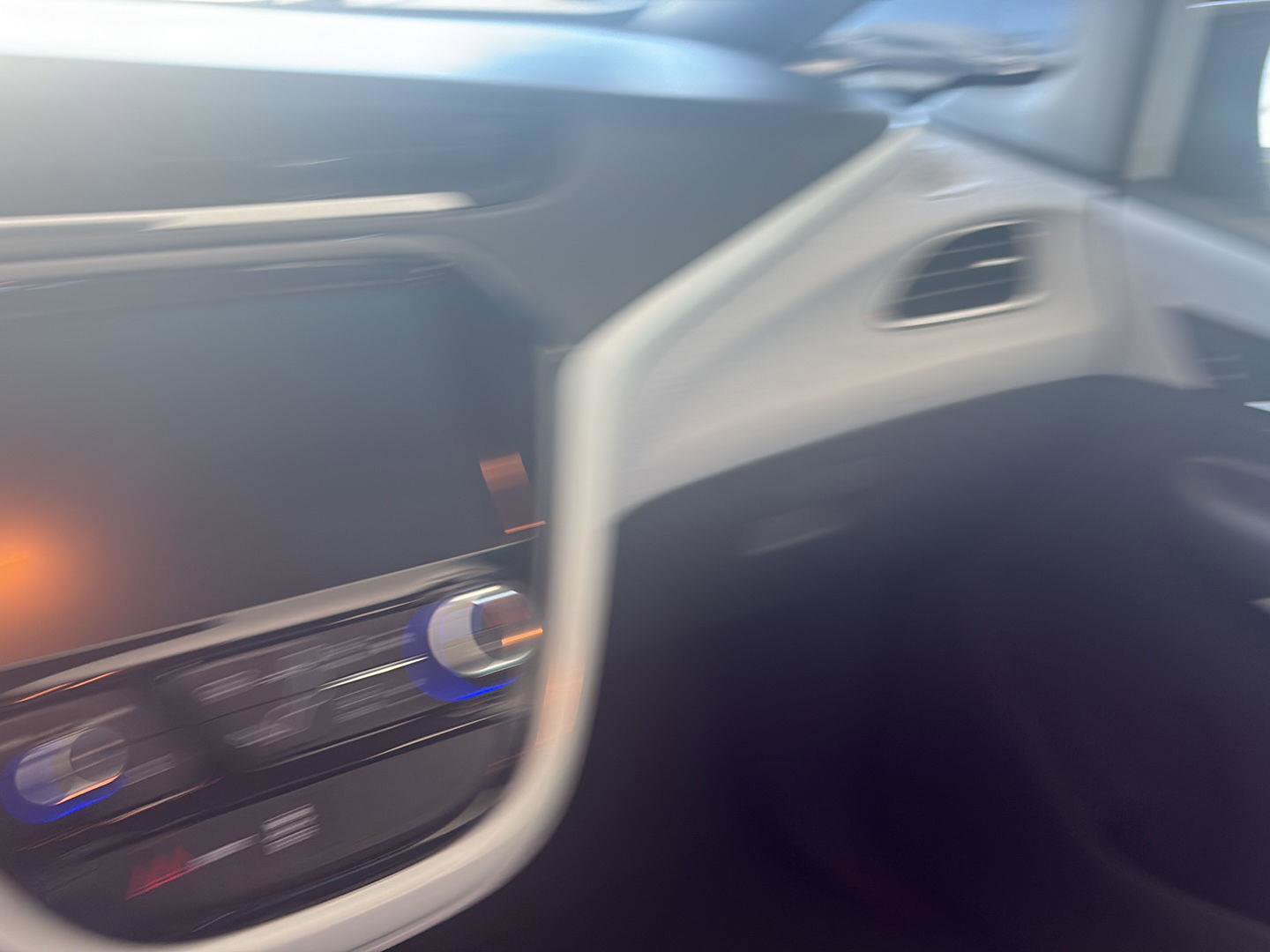 Used 2021 Chevrolet Bolt LT image 9