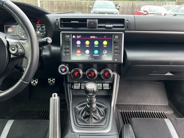 Used 2024 Toyota GR86 Premium w/ Performance Package image 20