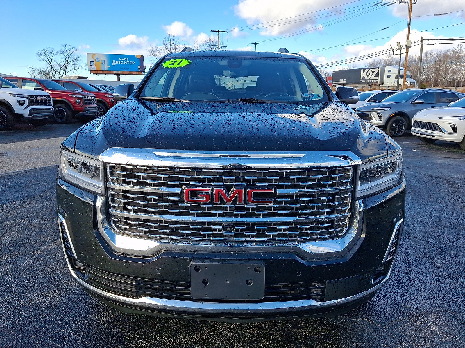 Used 2021 GMC Acadia Denali w/ Denali Technology Package image 2