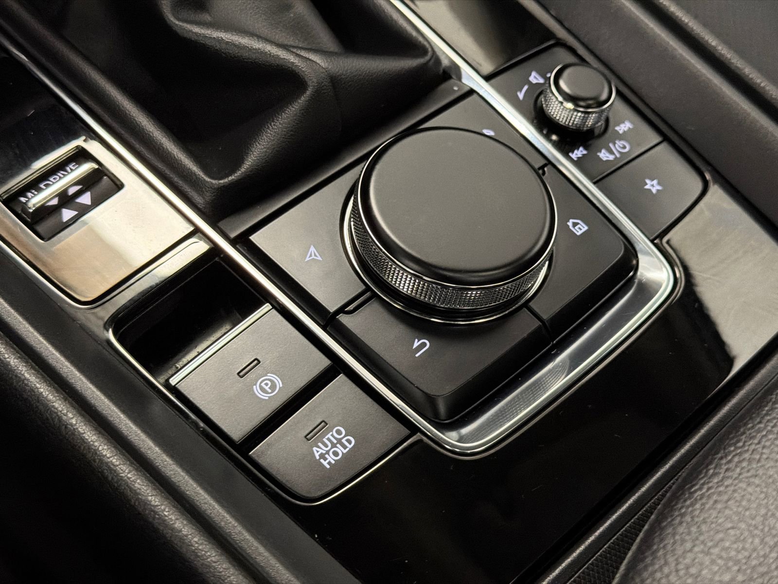 Used 2025 MAZDA CX-50 AWD 2.5 S w/ Weather Package image 30