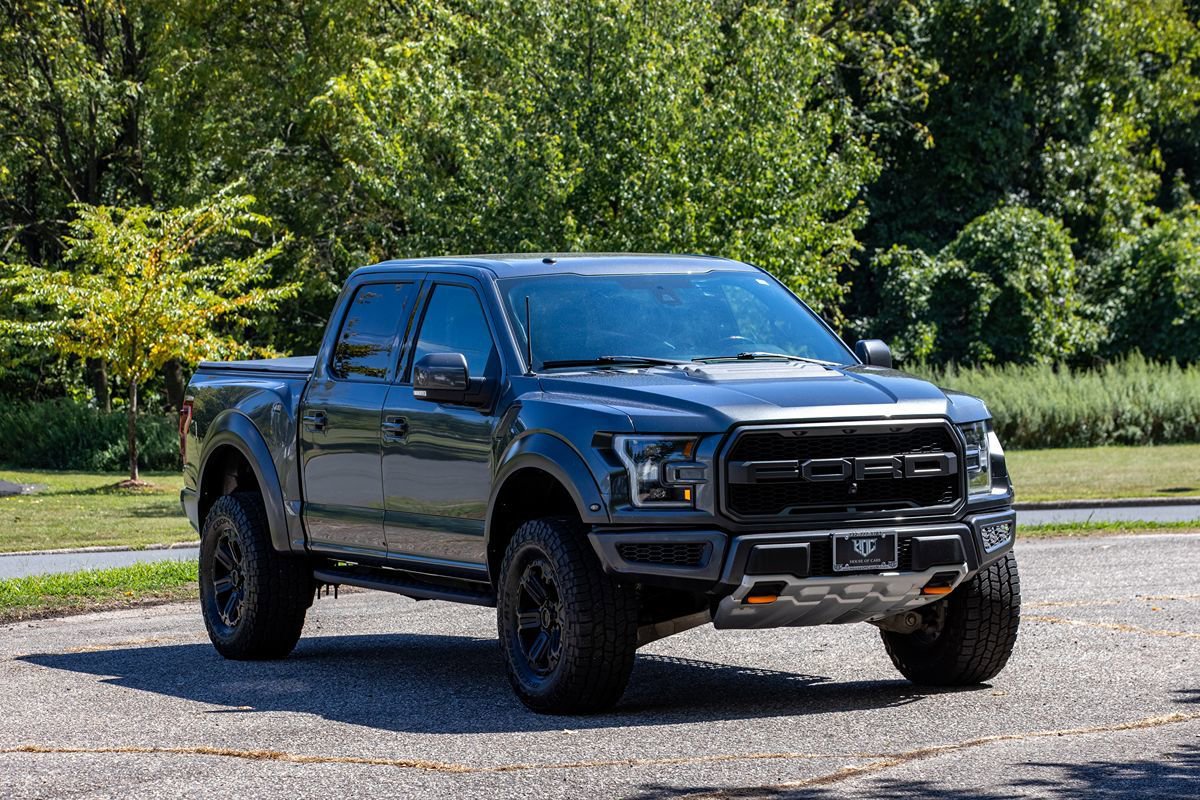 Used 2018 Ford F150 Raptor w/ Equipment Group 802A Luxury AWD/4WD image 2