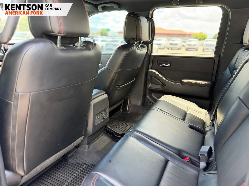 Used 2023 Nissan Frontier 4x4 Crew Cab image 31