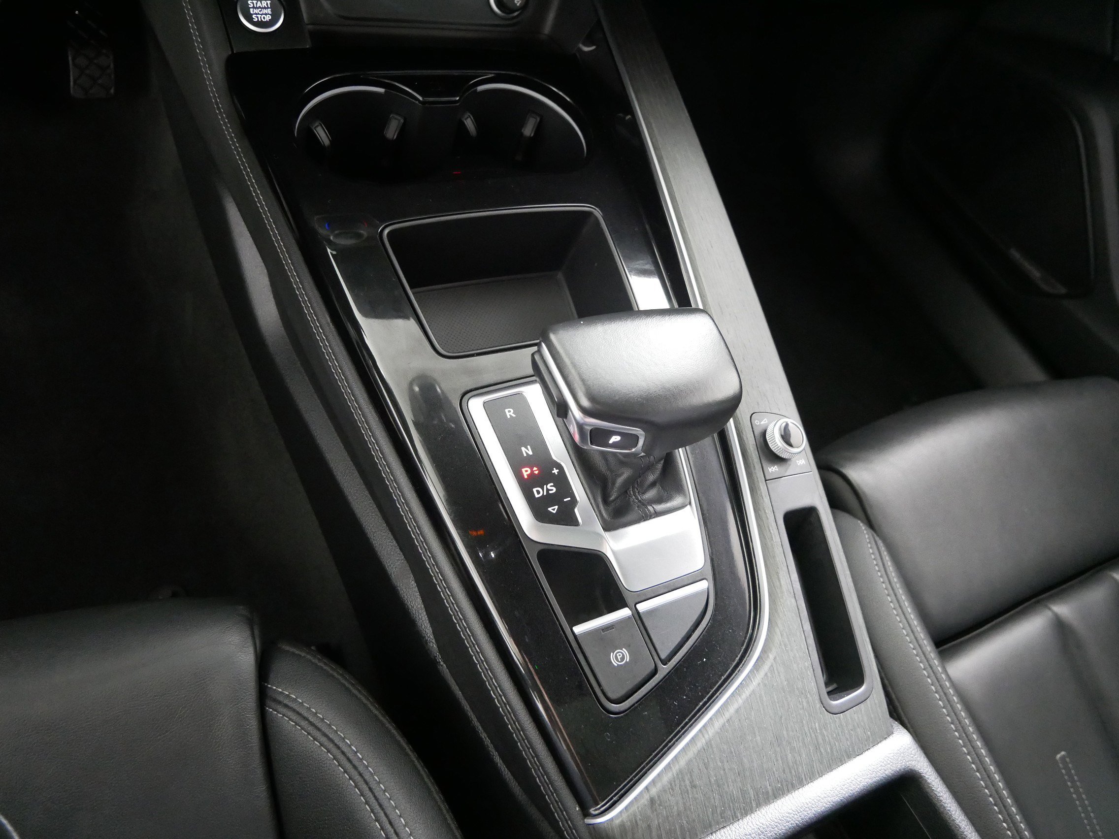 Used 2024 Audi A4 2.0T Premium Plus image 24