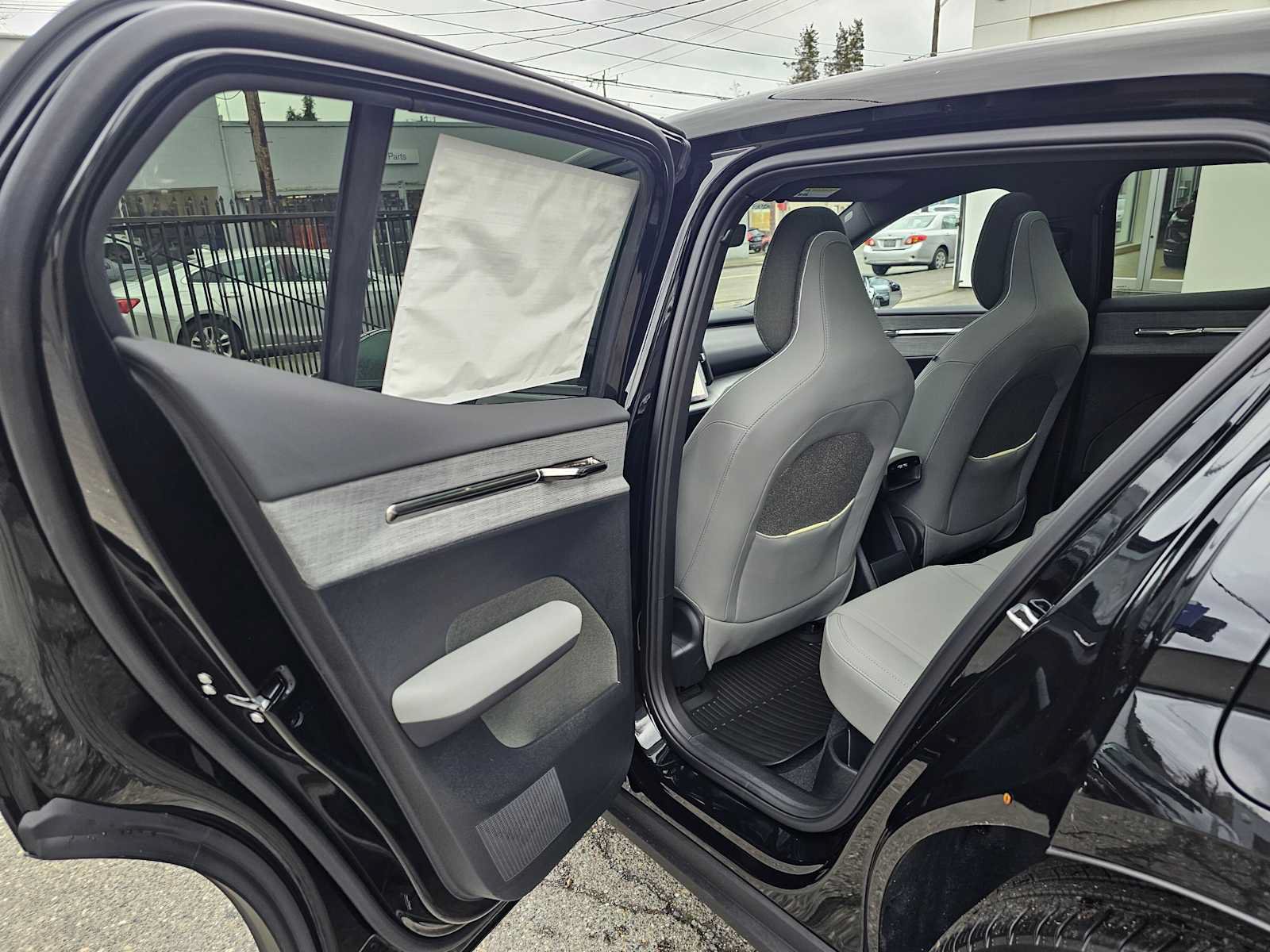 New 2026 Volvo EX30 Ultra w/ Protection Package Premier AWD/4WD image 18