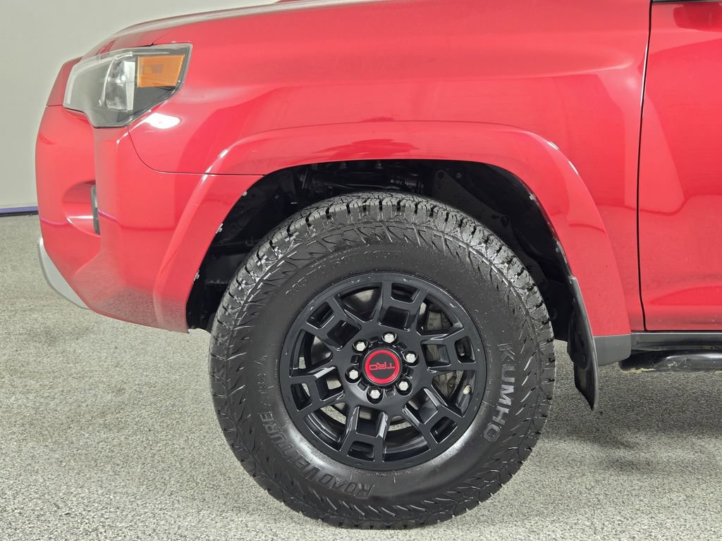 Used 2019 Toyota 4Runner TRD Off-Road Premium AWD/4WD image 8
