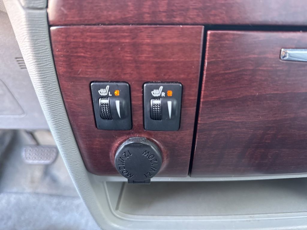 Used 2012 Toyota Sienna XLE image 51