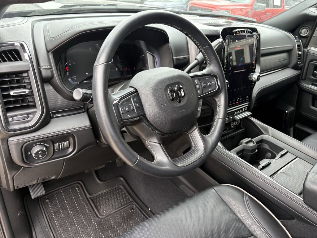 Used 2024 RAM 3500 Limited AWD/4WD image 14